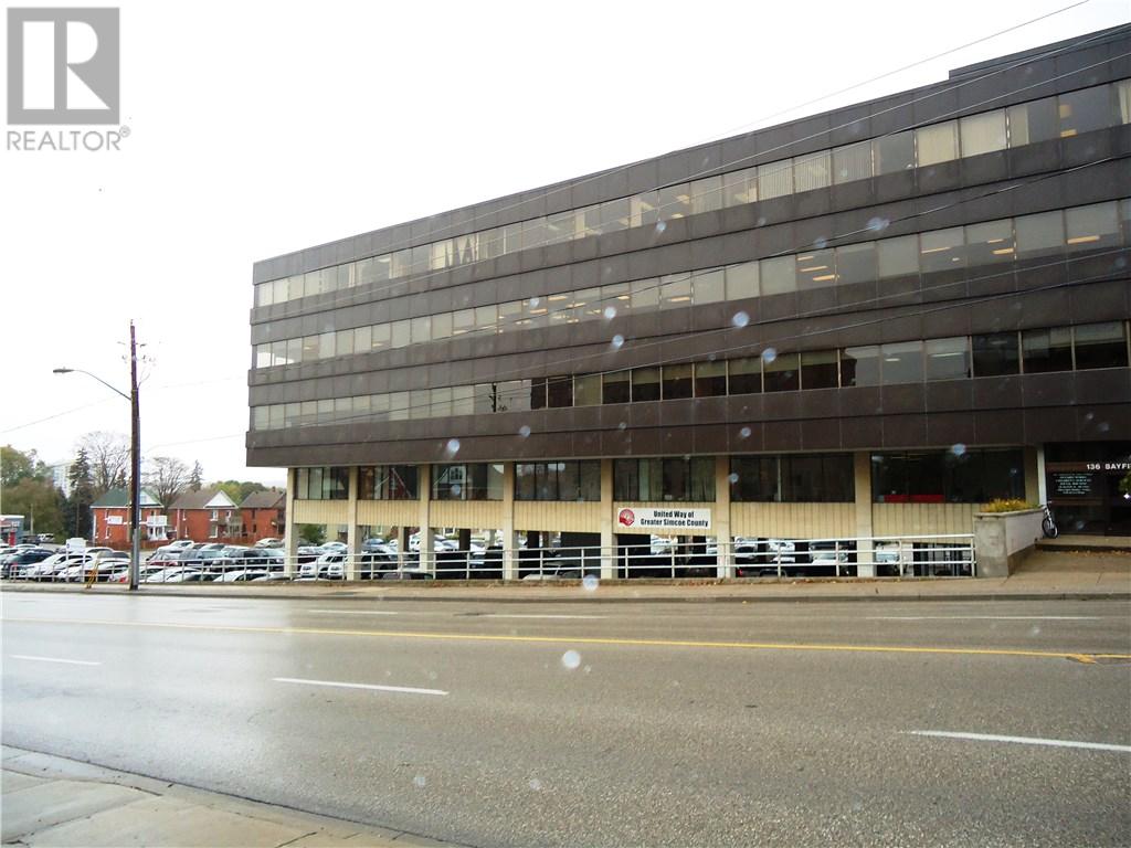 136 BAYFIELD Street, Barrie, Ontario L4M 3B3 (18538467) Cygnus