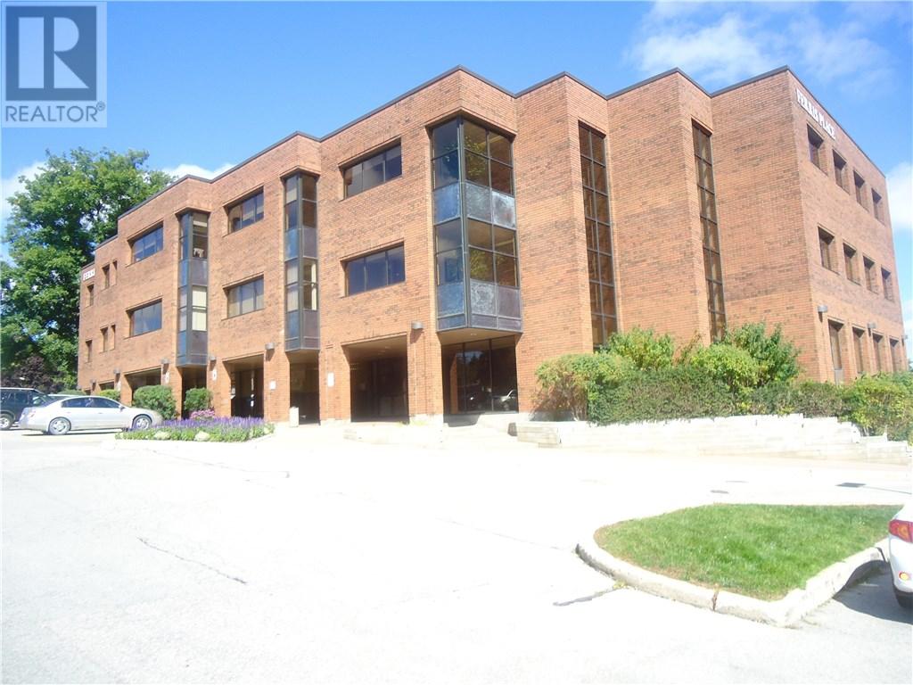 85 FERRIS Lane, barrie, Ontario