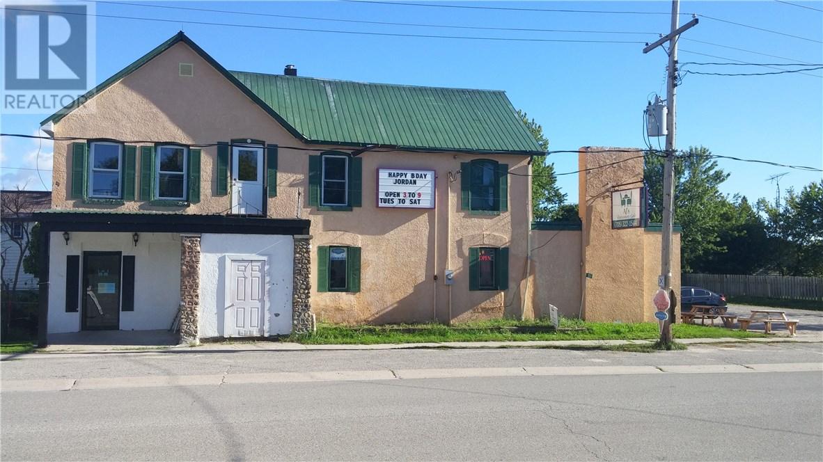 1551 FLOS ROAD 4 WEST Road, Phelpston, Ontario L0L 1K0 (18593295