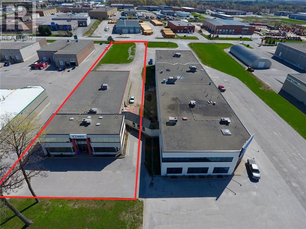 88 Saunders Road, Barrie, Ontario L4N 9A8 (18812032) Cygnus Developments