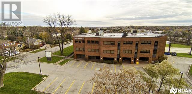 205 -  85 FERRIS Lane, barrie, Ontario