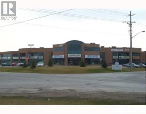 5 -  680 BAYVIEW Drive, barrie, Ontario