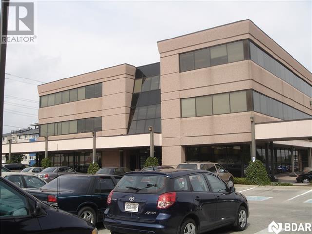 205 -  125 BELL FARM Road, barrie, Ontario